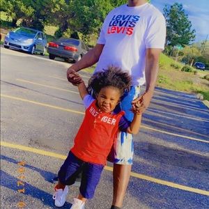 Meet your Posher, Johnathan